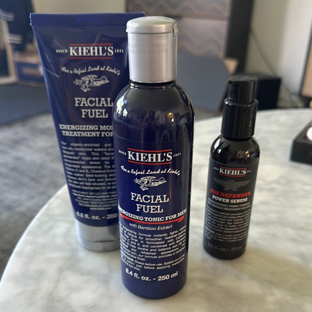 New Kiehl's facial fuel 3 pack, full size tonic, moisture treatment & serum